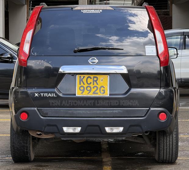 Nissan X-Trail 2.0 Petrol XE 2012 Black