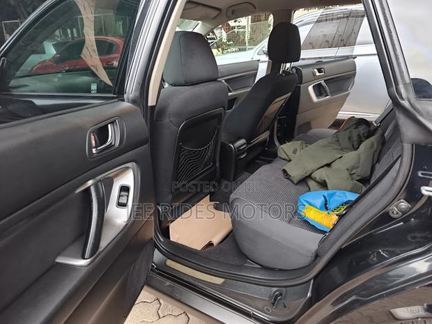 Subaru Outback Automatic 2005 Black