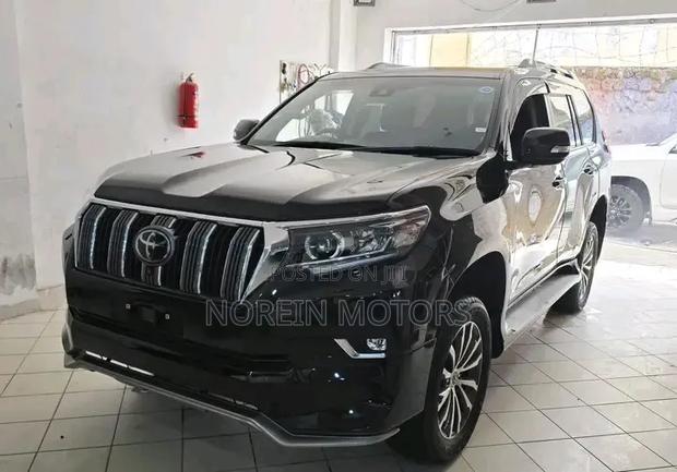 Toyota Land Cruiser Prado 2.8 2021 Black