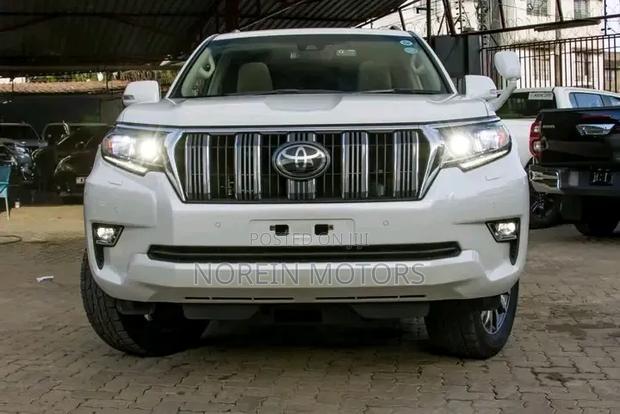 Toyota Land Cruiser Prado 2.8 2019 Pearl