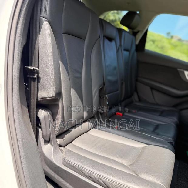 Audi Q7 2.0T Premium AWD quattro 2018 White