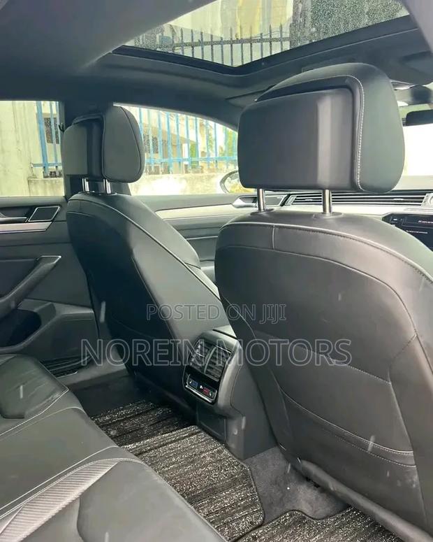 Mercedes-Benz GLC-Class 2020 Blue