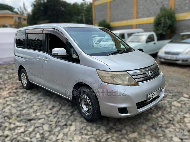 Nissan Serena 2008 Silver