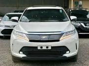 Toyota Harrier 2.0 4WD 2019 Pearl for sale