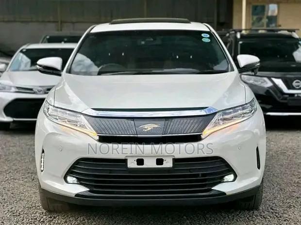 Toyota Harrier 2.0 4WD 2019 Pearl