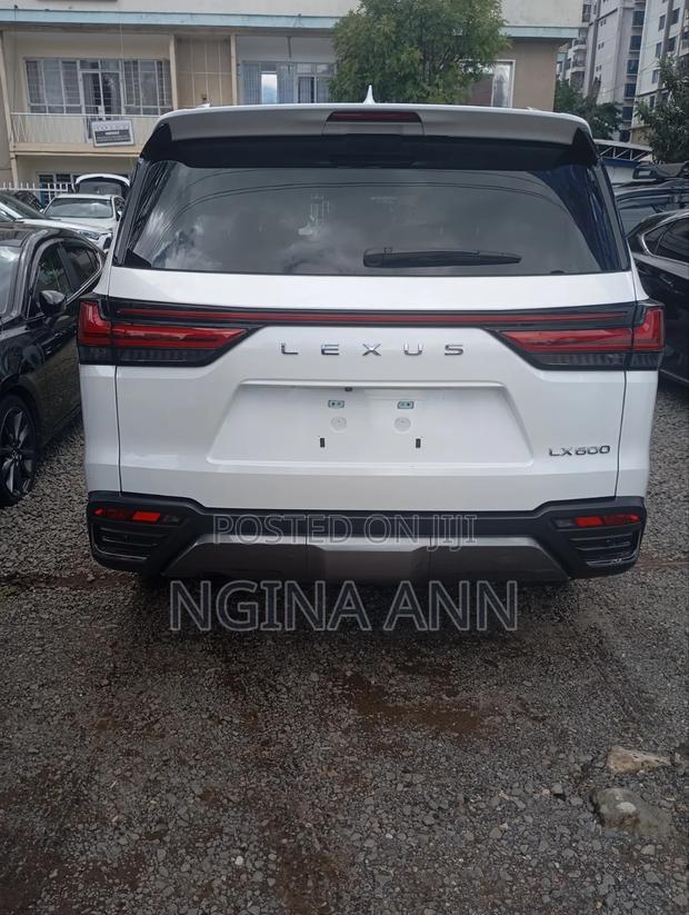 Lexus LX 2023 White