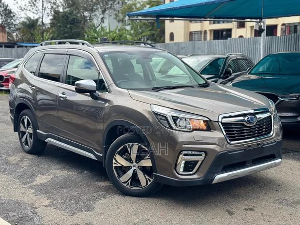 Subaru Forester 2019 Gold