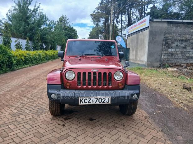 Jeep Wrangler 2012 Maroon