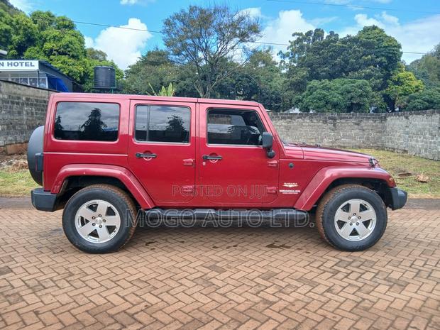 Jeep Wrangler 2012 Maroon