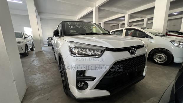 Toyota Raize 2020 Pearl