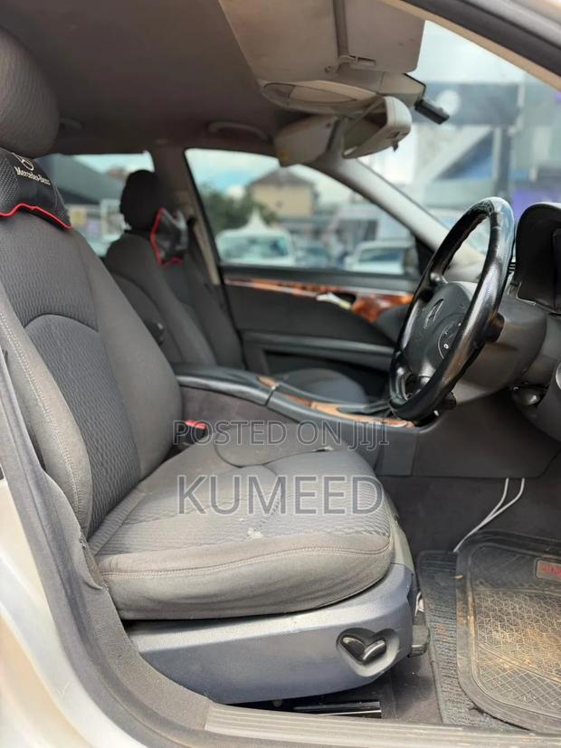 Mercedes-Benz E200 2004 Silver