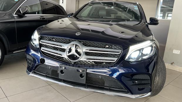 Mercedes-Benz GLC-Class 2019 Blue