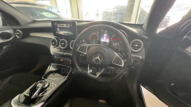 Mercedes-Benz GLC-Class 2019 Blue
