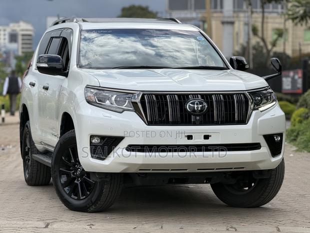 Toyota Land Cruiser Prado 2.7 2021 White