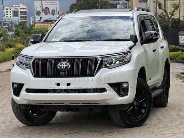 Toyota Land Cruiser Prado 2.7 2021 White