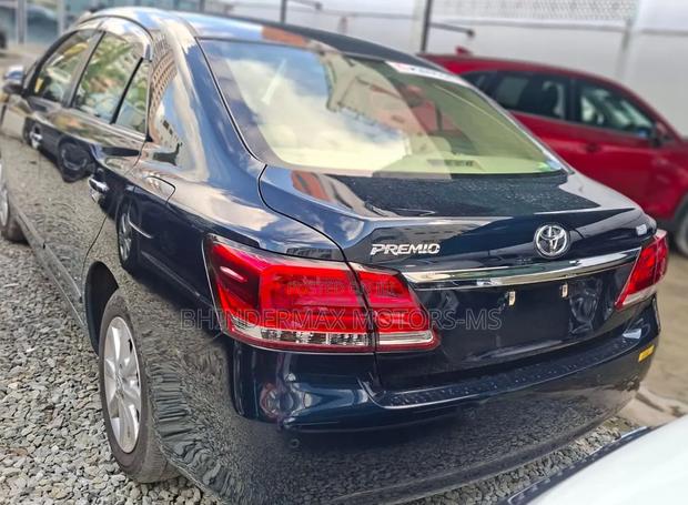 Toyota Premio 1.5 FWD 2019 Blue