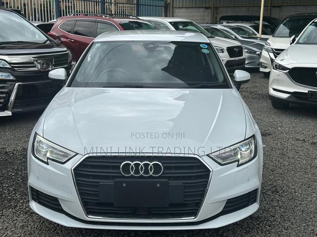 Audi A3 2.0T Premium FWD Convertible 2019 Off white