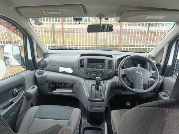 Nissan NV200 2018 White