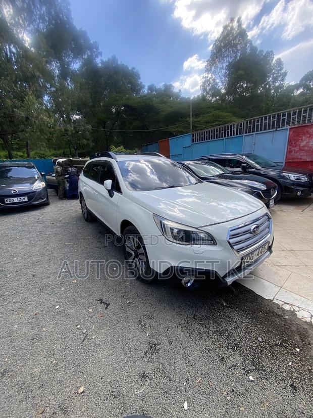 Subaru Outback 2.5i 4dr Wagon AWD (2.5L 4cyl CVT) 2015 White