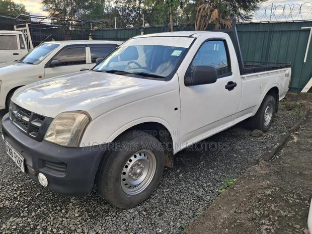 Isuzu D-MAX 2009 White