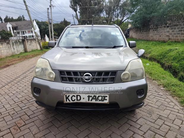 Nissan X-Trail 2.0 Automatic 2008 Gold