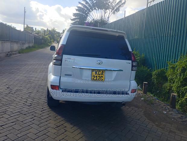 Toyota Land Cruiser Prado 2008 White