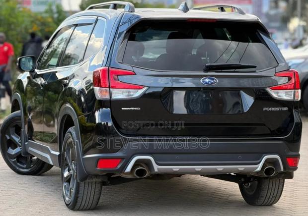 Subaru Forester 2022 Black