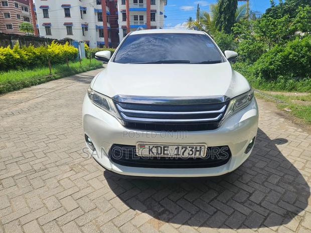 Toyota Harrier 2015 White