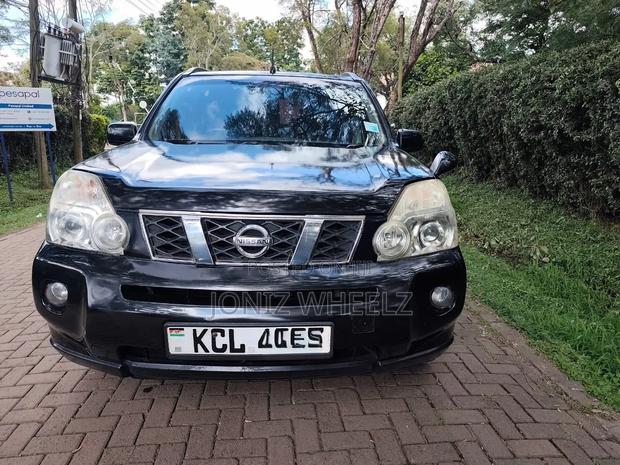 Nissan X-Trail 2.0 Petrol XE 2010 Black
