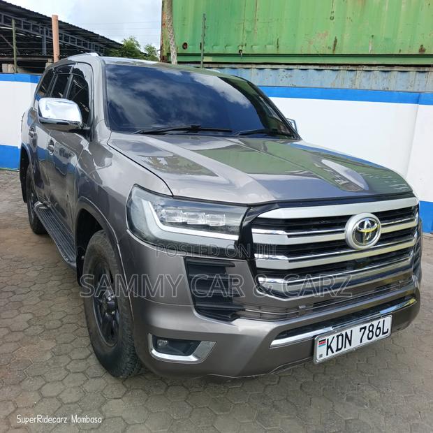 Toyota Land Cruiser 2008 Gold