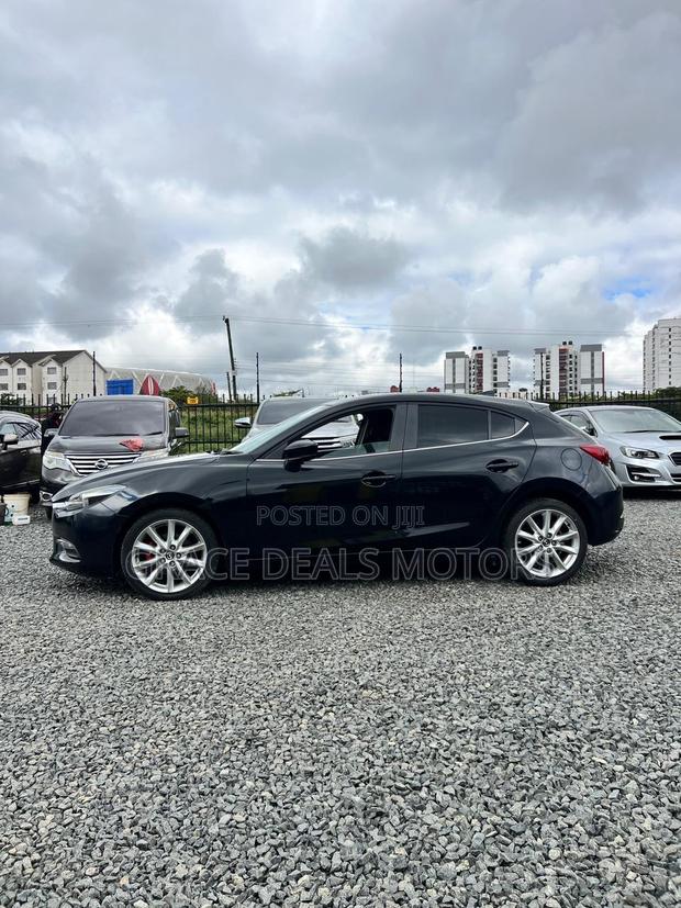 Mazda Axela 2016 Black