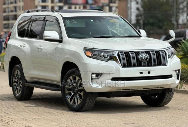 Toyota Land Cruiser Prado 2022