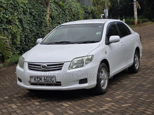 Toyota Axio 2010
