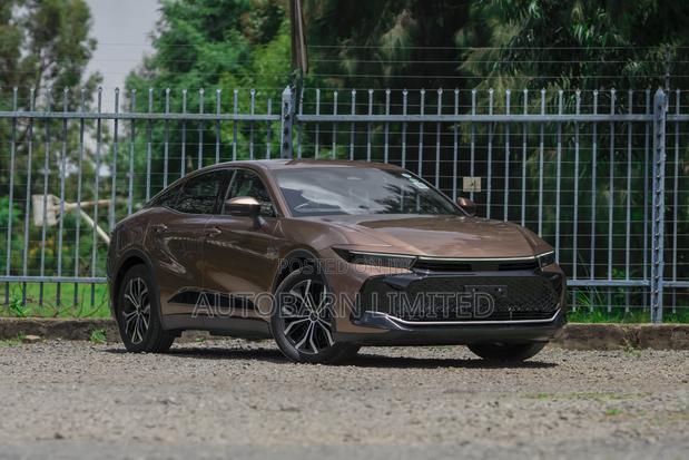 Toyota Crown 2022 Brown