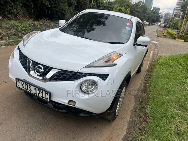 Nissan Juke 2017 Yellow