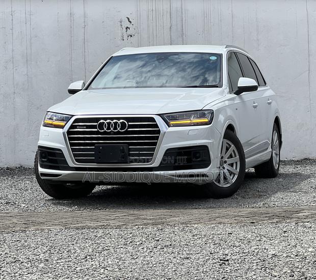 Audi Q7 3.0T Premium AWD quattro 2017 White