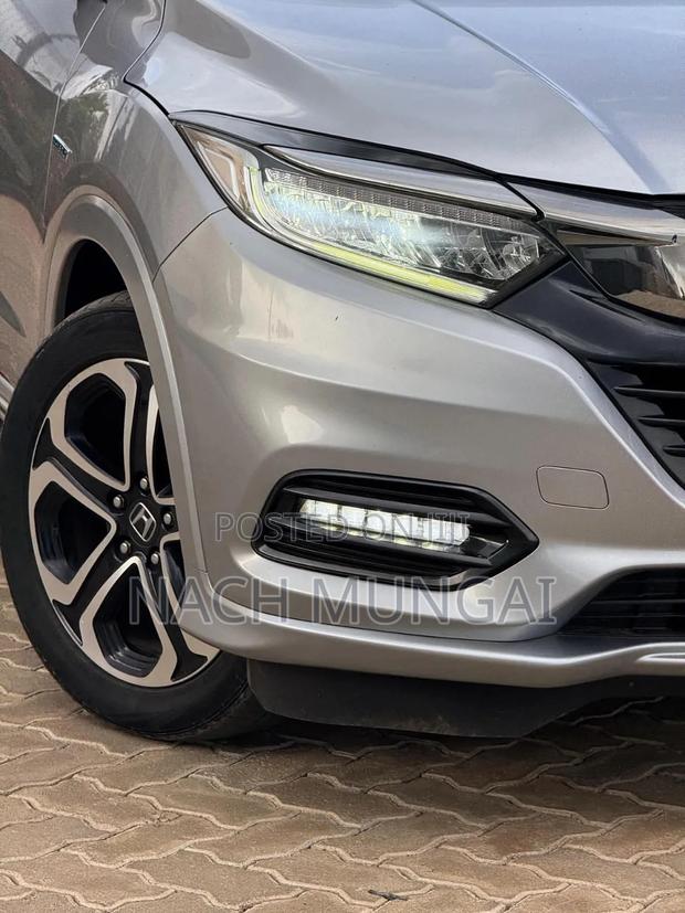 Honda Vezel 1.5 2WD 2019 Silver
