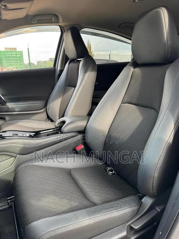 Honda Vezel 1.5 2WD 2019 Silver