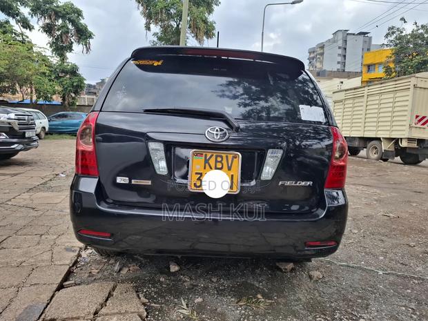 Toyota Corolla Fielder 2005 Black