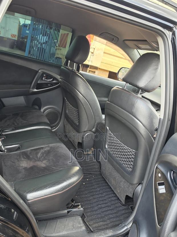Toyota Vanguard 2014 Black