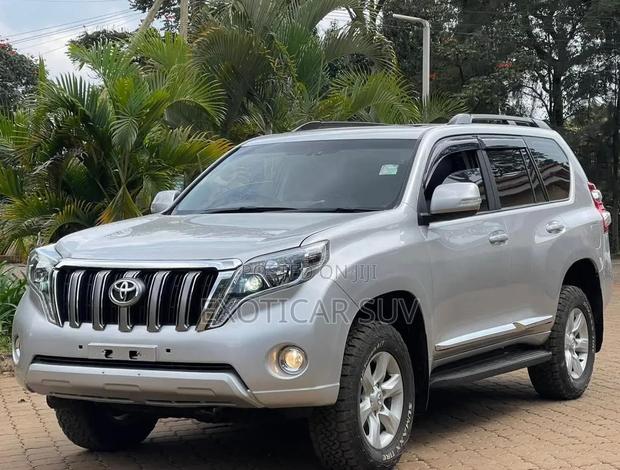 Toyota Land Cruiser Prado 3.0 TD 2013