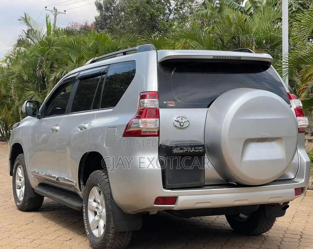 Toyota Land Cruiser Prado 3.0 TD 2013