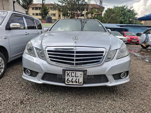 Mercedes-Benz E250 2011 Silver