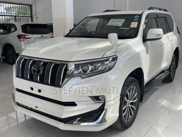 Toyota Land Cruiser Prado 2.7 2019 White