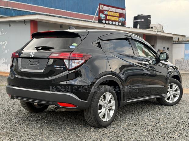 Honda Vezel 1.5 Hybrid 4WD 2018 Black