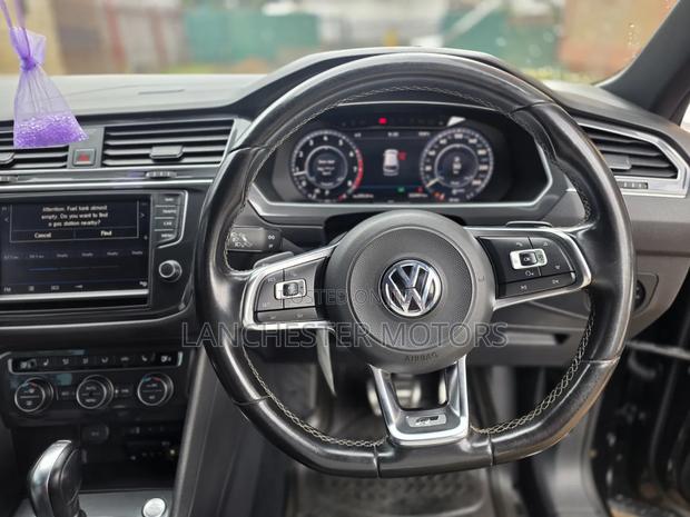 Volkswagen Tiguan 2017 Black