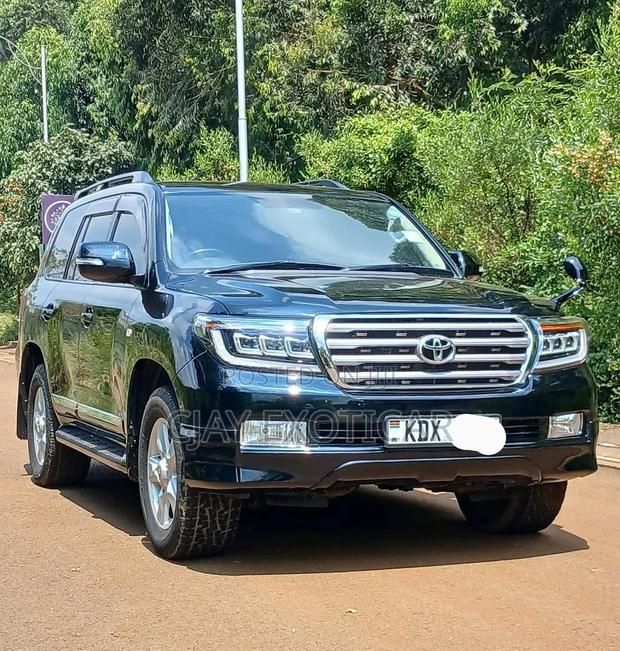 Toyota Land Cruiser 4.6 V8 ZX 2010