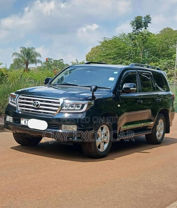 Toyota Land Cruiser 4.6 V8 ZX 2010