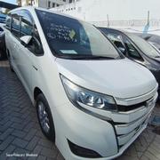 Toyota Noah 2020 White for sale