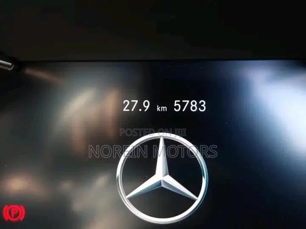 Mercedes-Benz C200 2019 Silver